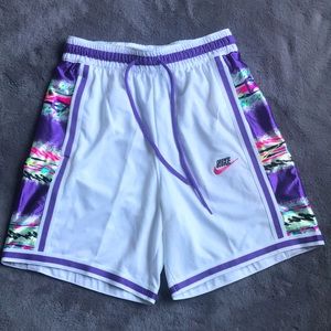 Nike DNA Stories Short NWOT